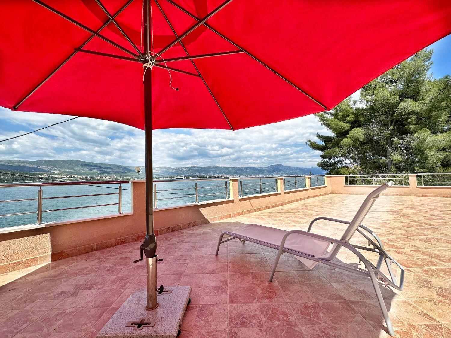 Apartments Vini Trogir Exterior photo