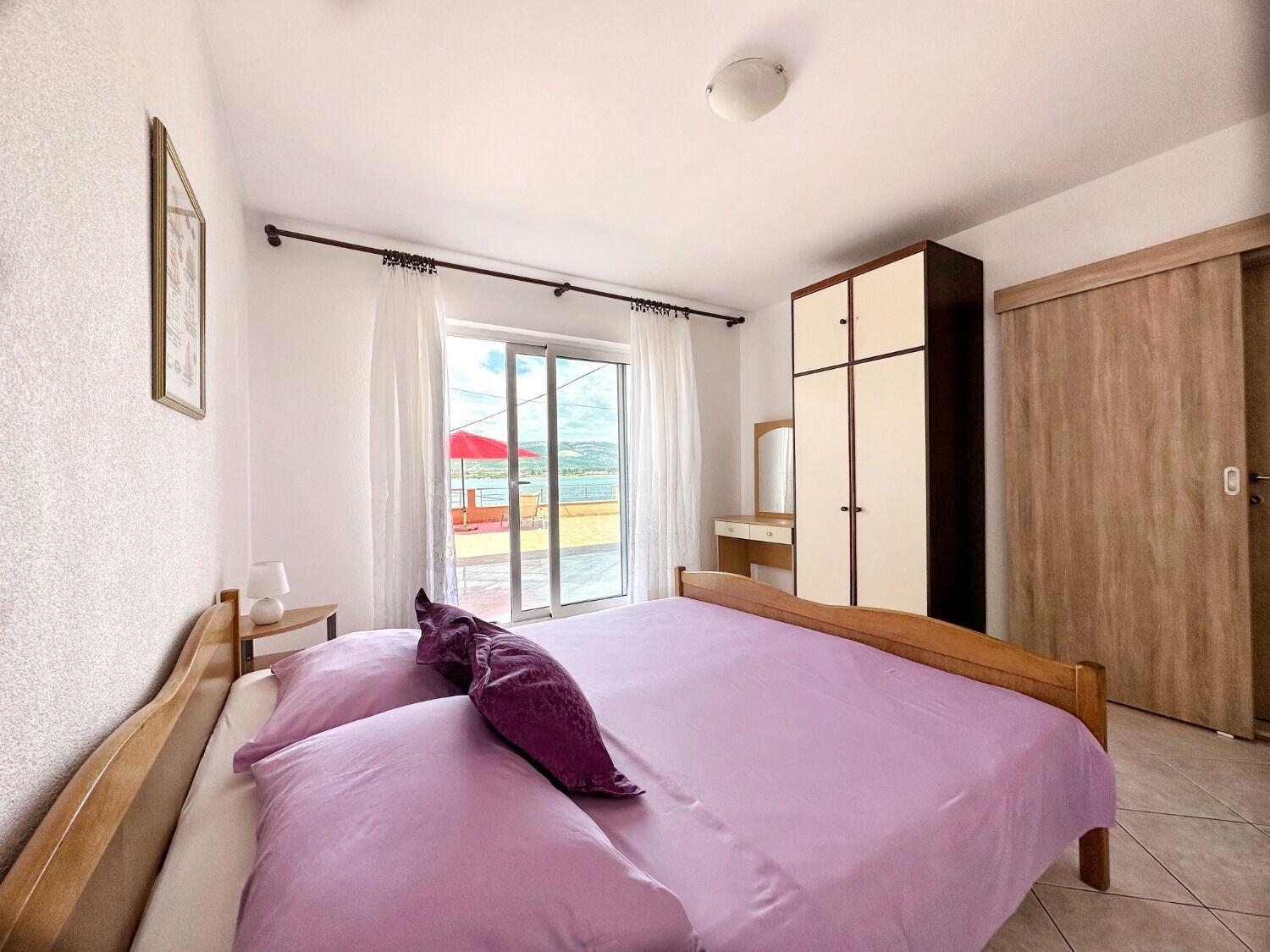 Apartments Vini Trogir Exterior photo