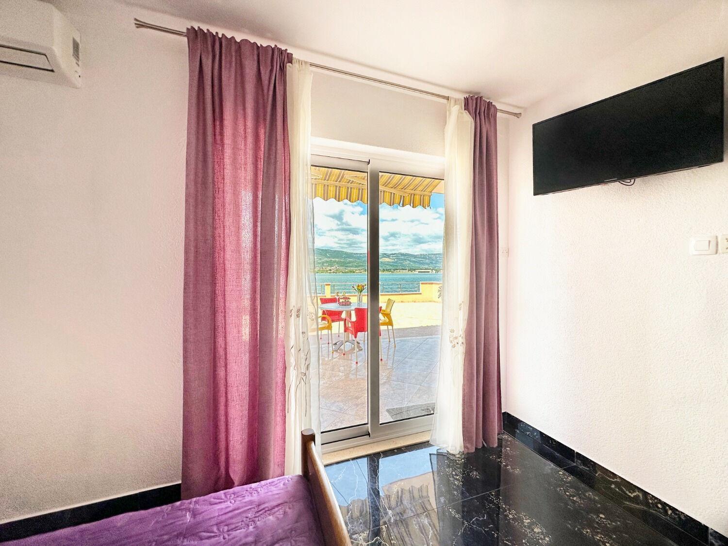 Apartments Vini Trogir Exterior photo