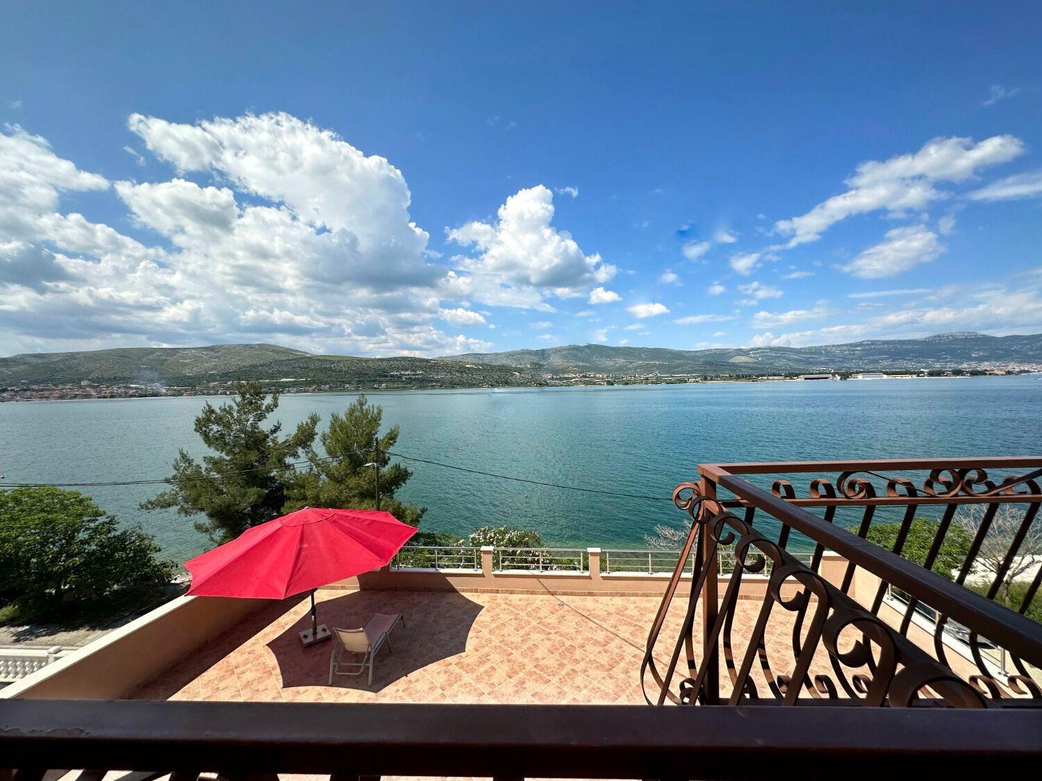Apartments Vini Trogir Exterior photo